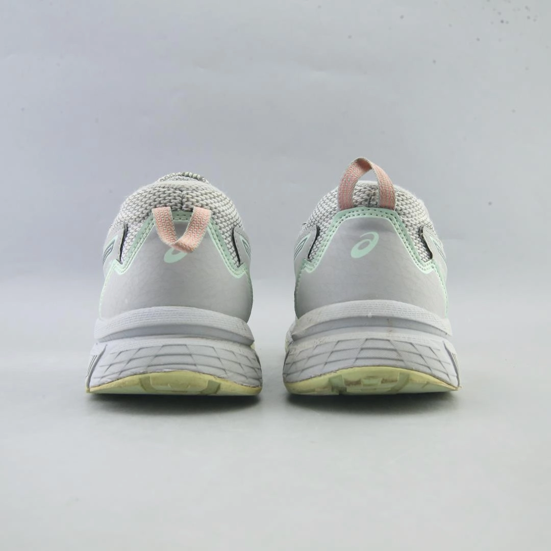 ASICS GEL VENTURE 8 lightweight athletic shoe visuals