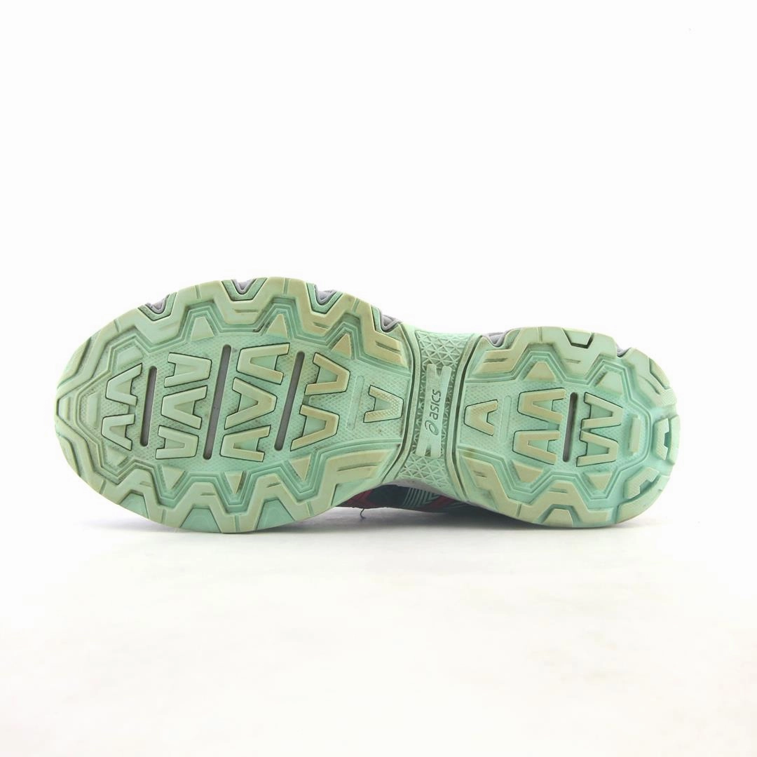ASICS GEL-VENTURE 8 sporty Asics footwear images
