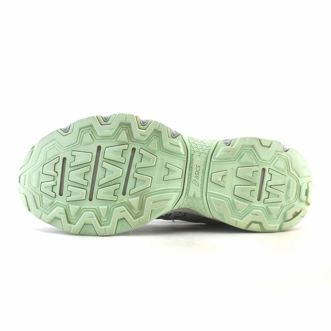 ASICS GEL-VENTURE 8 sporty Asics footwear images