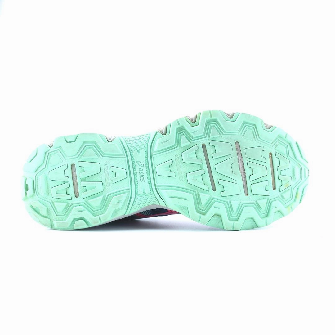 ASICS GEL VENTURE 8 trainer shoe design snapshots