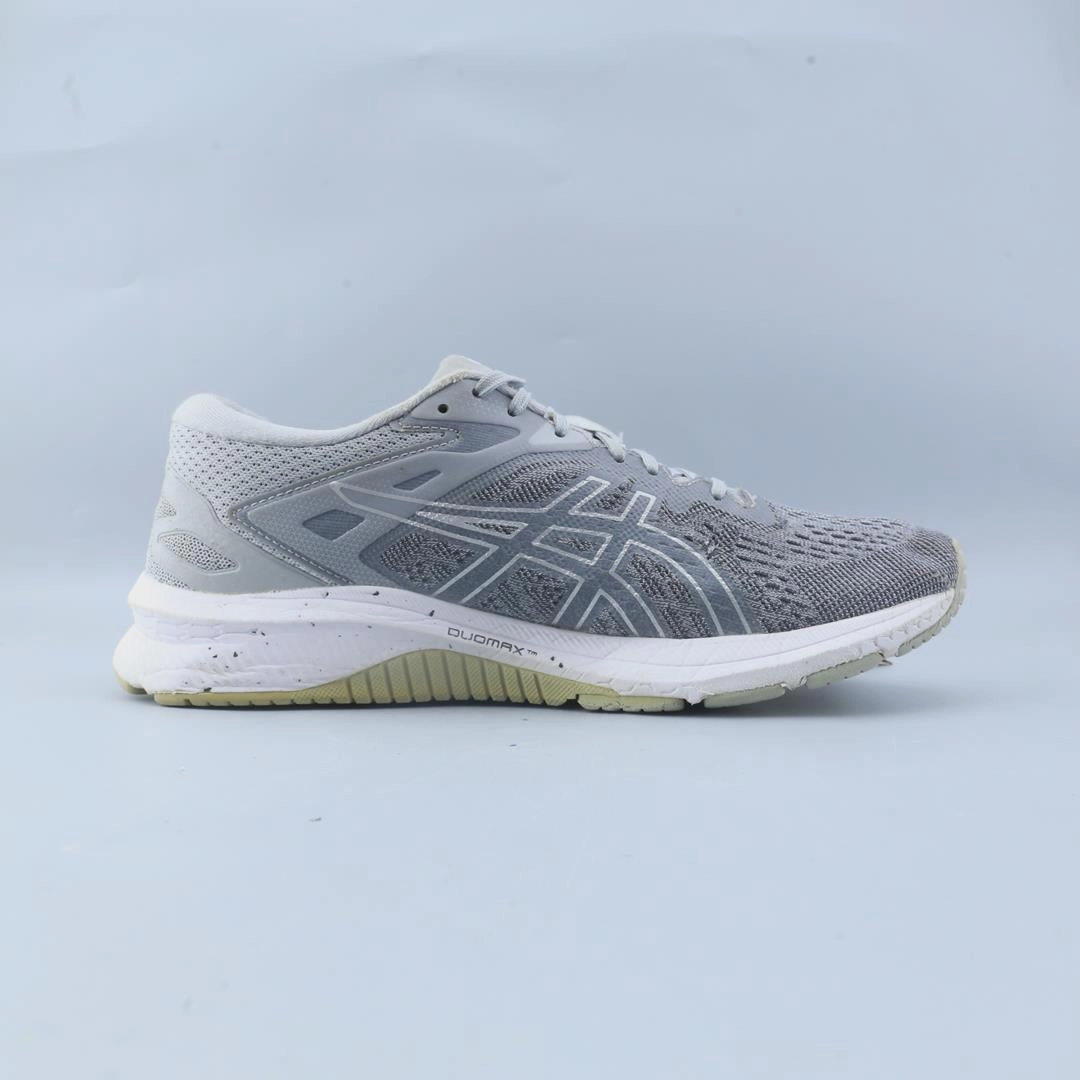 ASICS GT 1000 10 performance running shoe photos