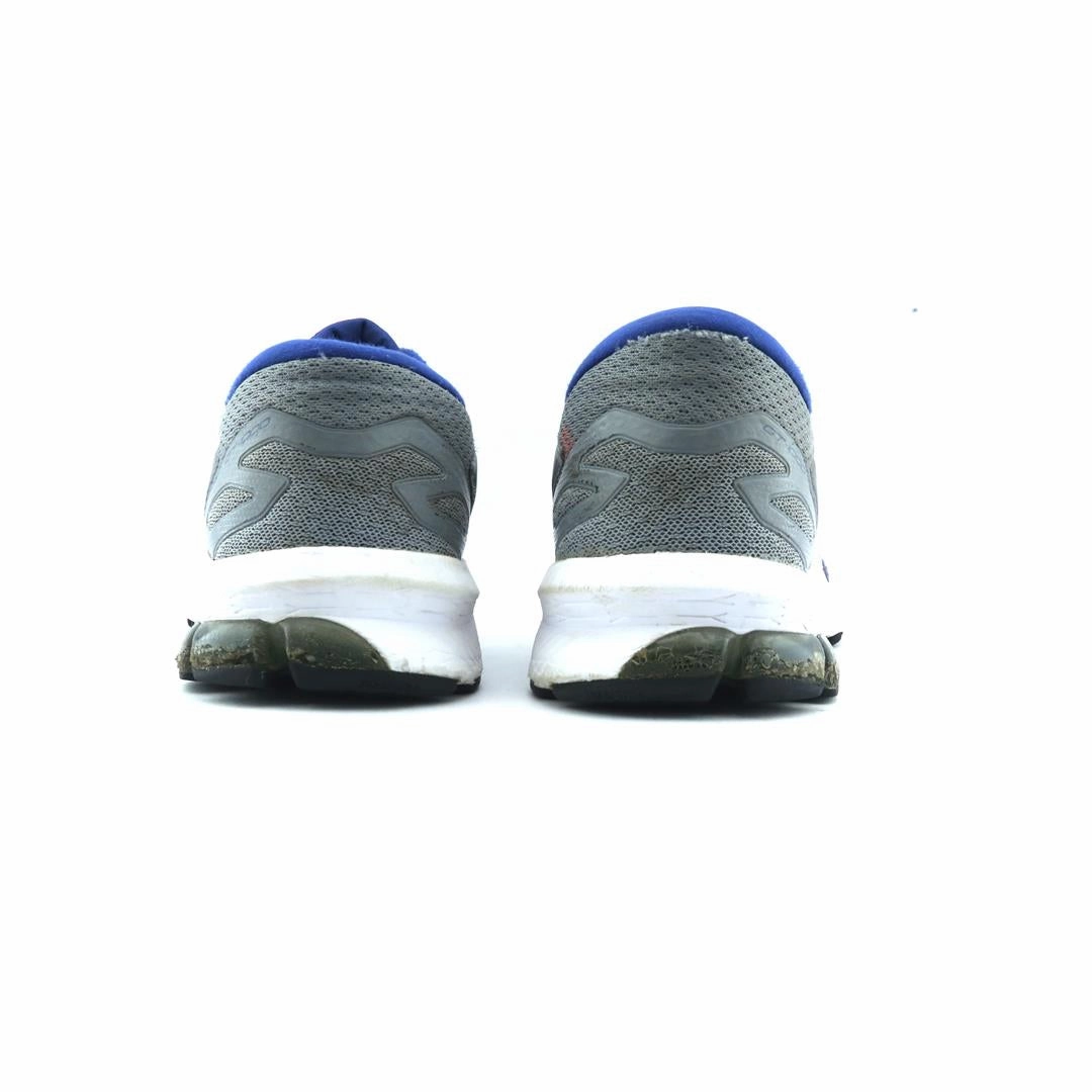 ASICS GT 1000 10 performance running shoe photos