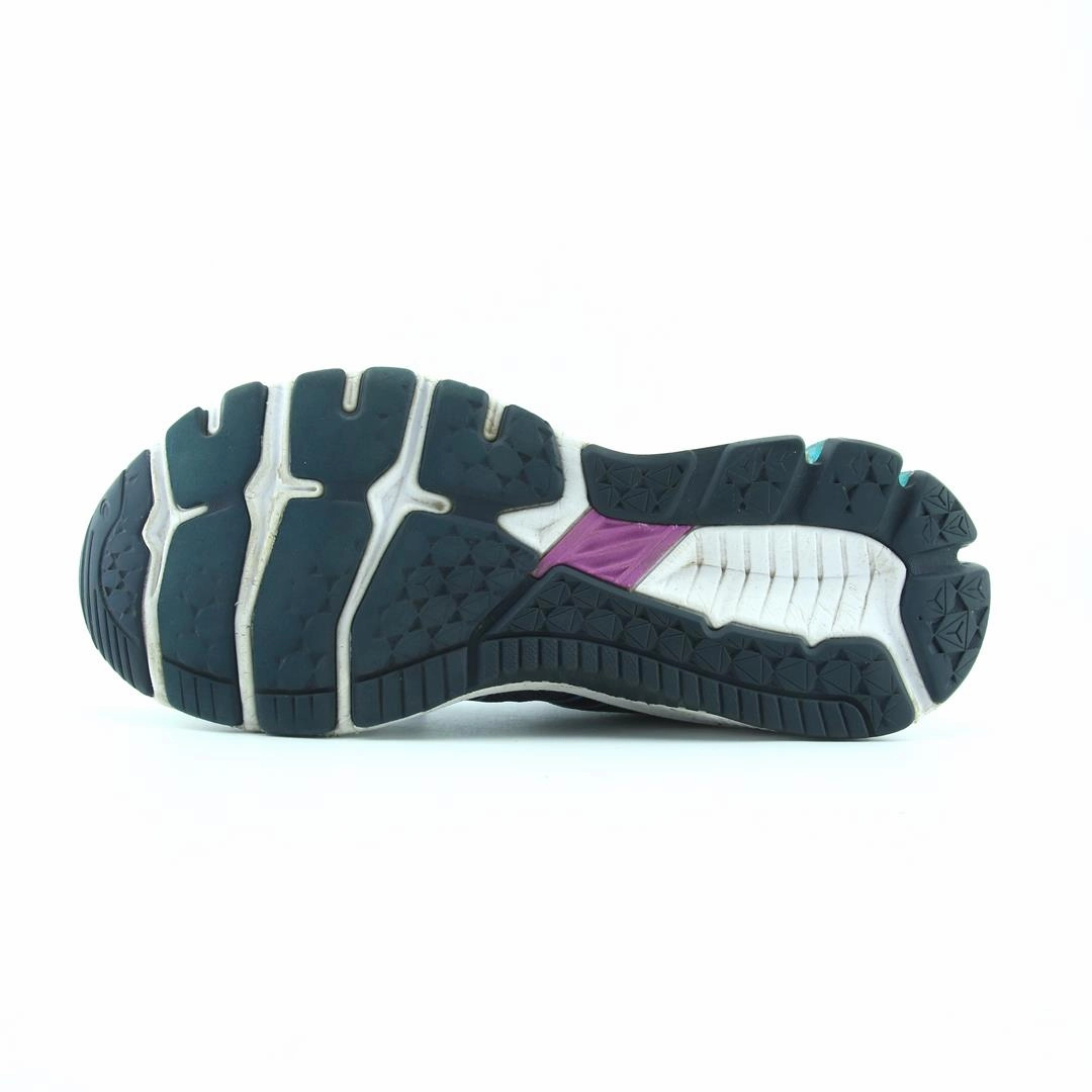 ASICS GT-1000 10 performance running shoe photos
