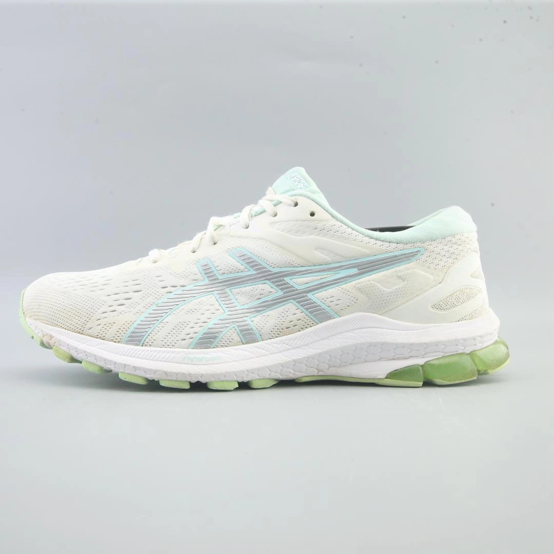 ASICS GT 1000 10 Asics running footwear