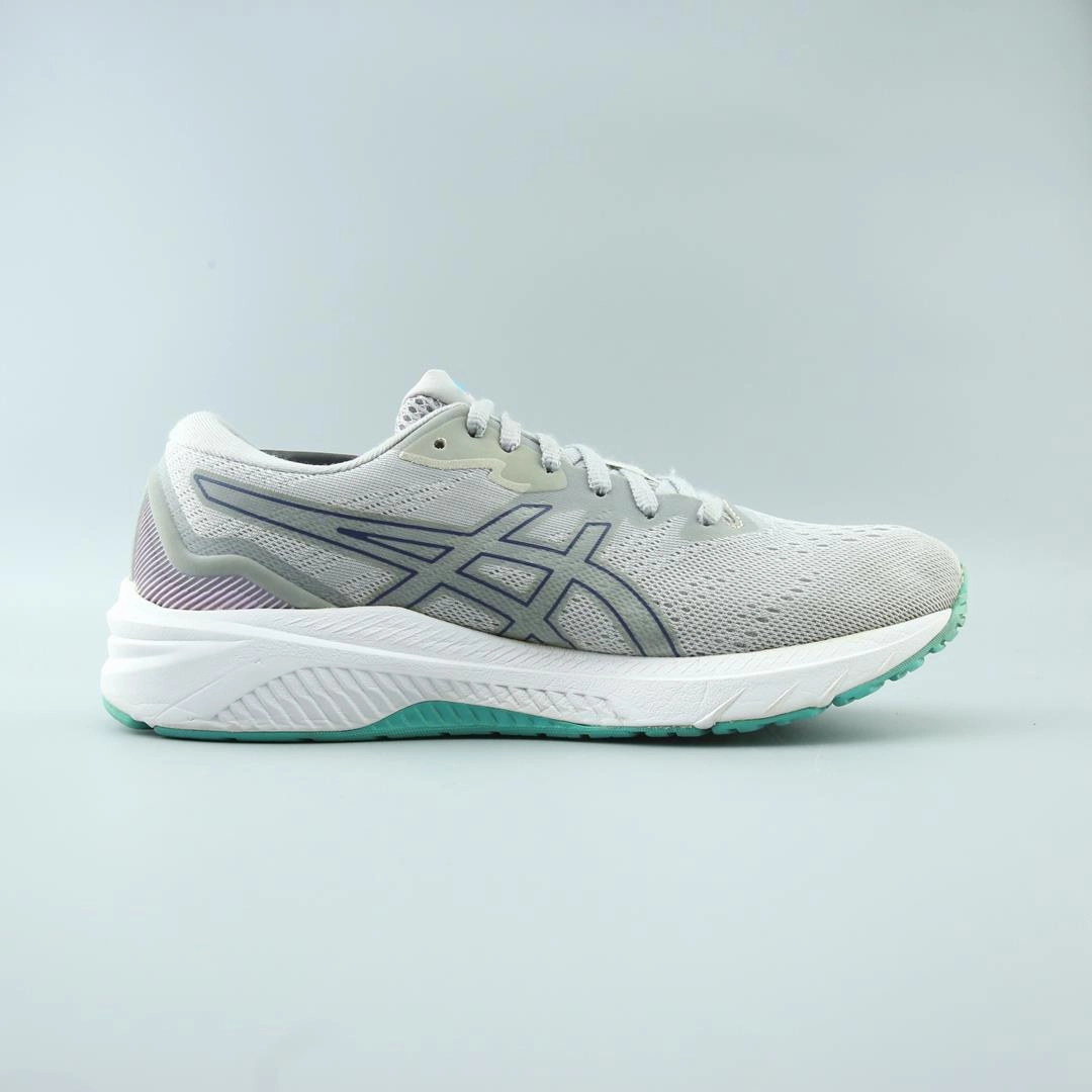 ASICS GT 1000 11 performance running shoe photos