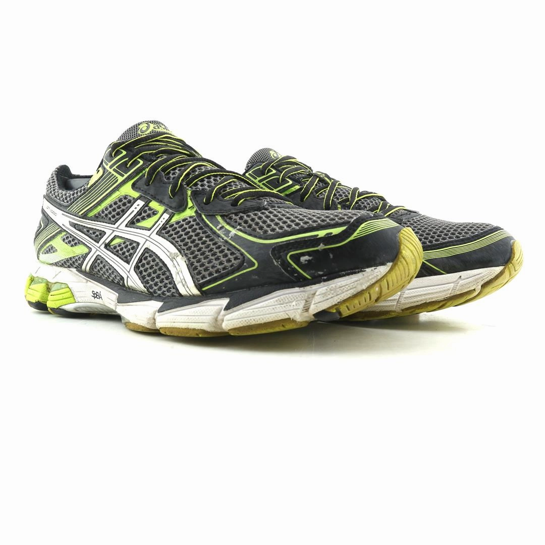 ASICS GT 1000 2 performance running shoe photos