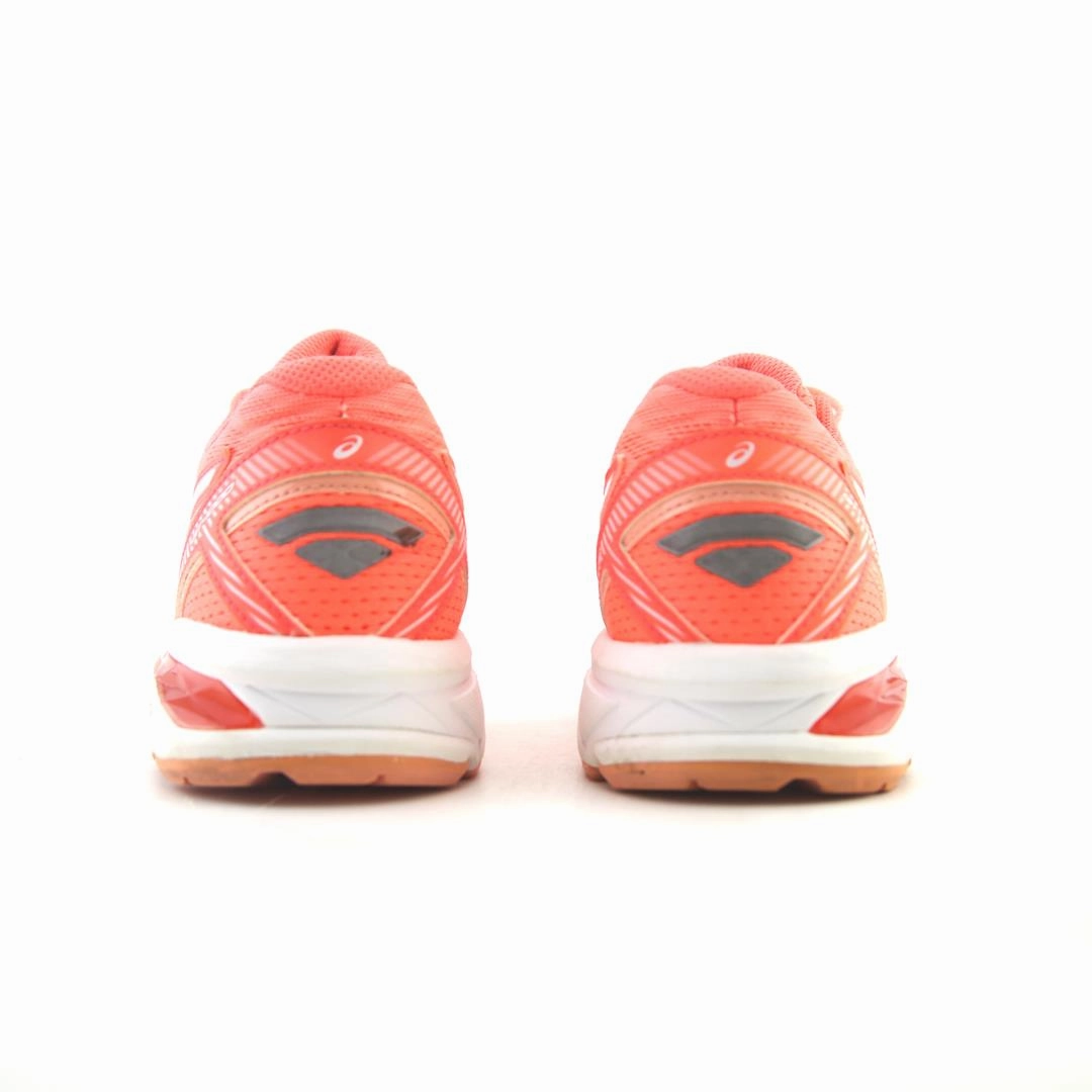 ASICS GT-1000 5 sporty Asics footwear images