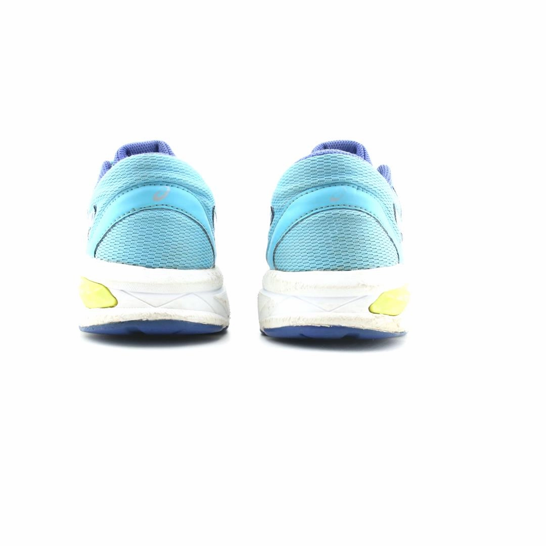 ASICS GT-1000 6 sporty Asics footwear images