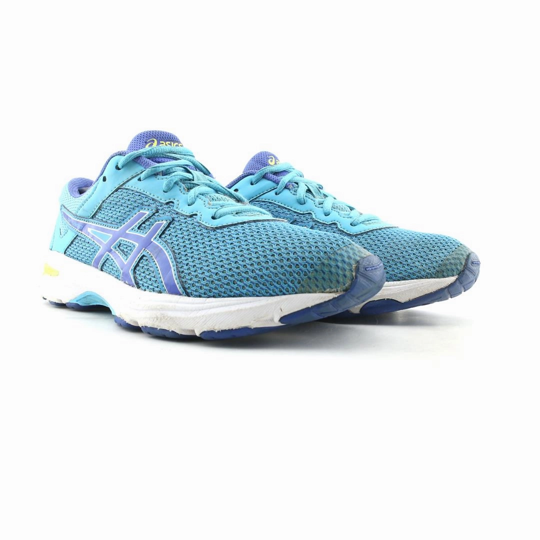ASICS GT-1000 6 sporty Asics footwear images