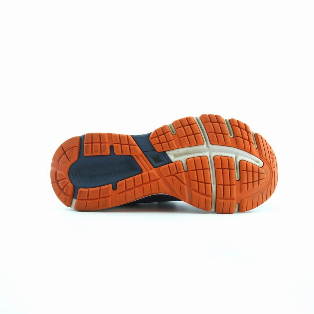 ASICS GT-1000 7 trainer shoe design snapshots