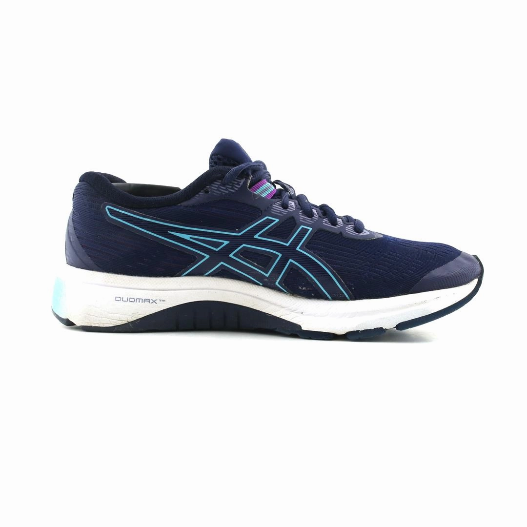 ASICS GT-1000 8 sporty Asics footwear images