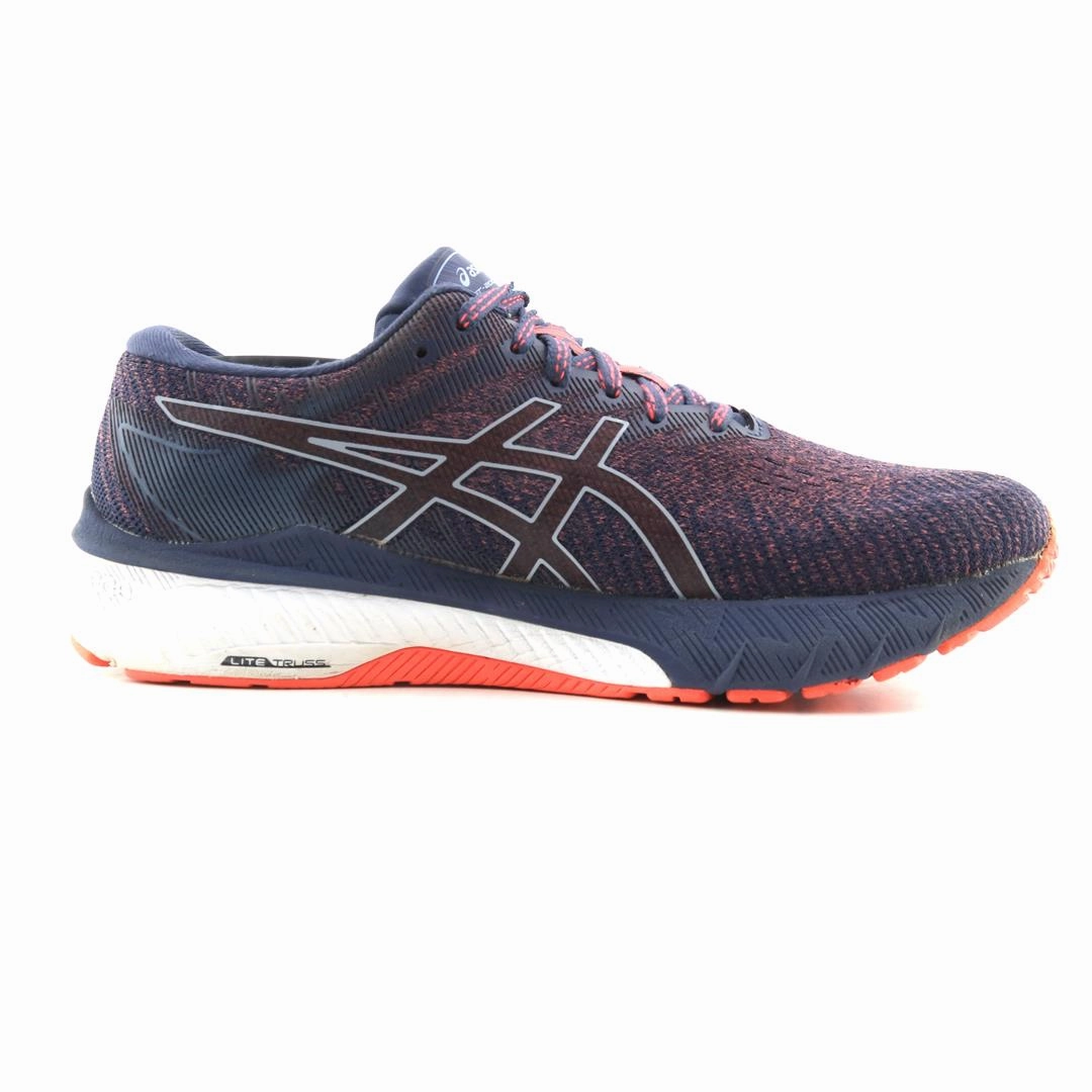 ASICS GT-2000 10 lightweight athletic shoe visuals