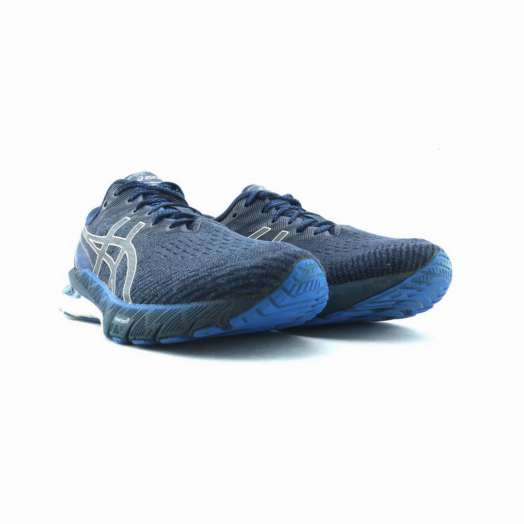 ASICS GT-2000 10 lightweight athletic shoe visuals