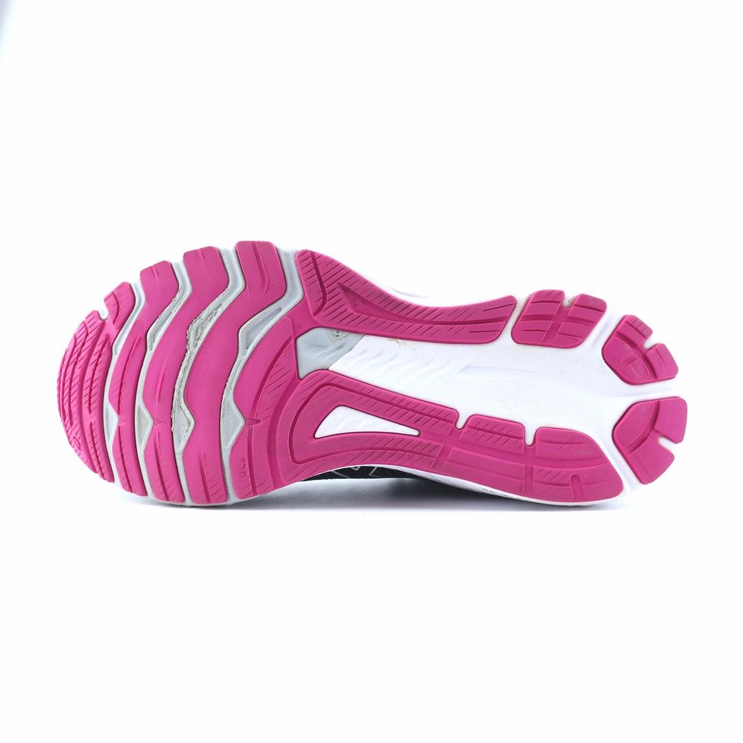 ASICS GT-2000 10 performance running shoe photos