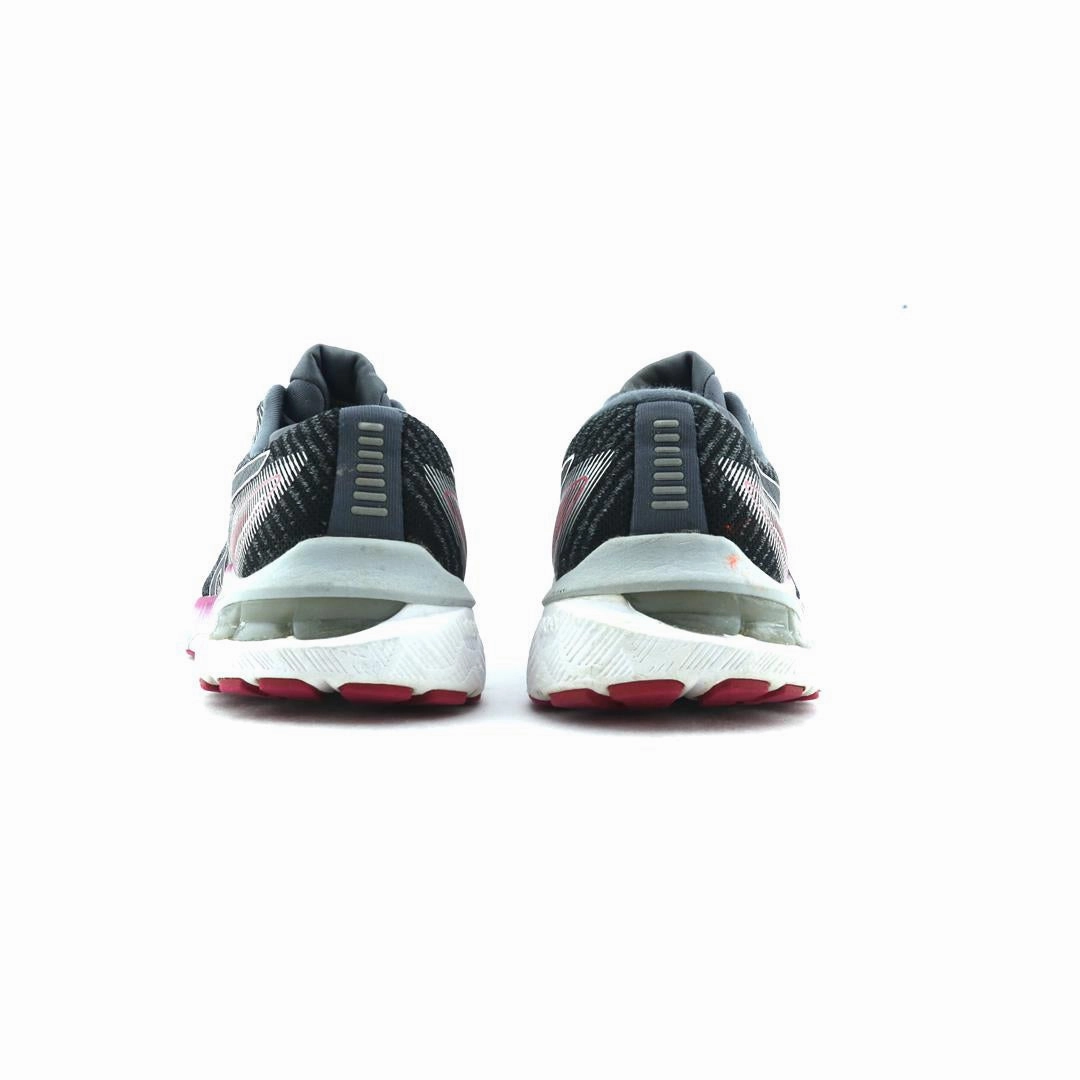 ASICS GT-2000 10 performance running shoe photos