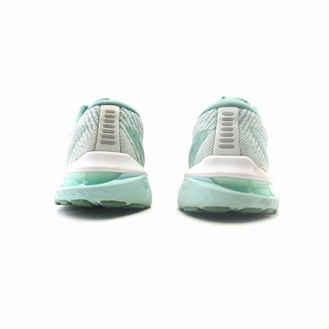 ASICS GT-2000 10 sporty Asics footwear images