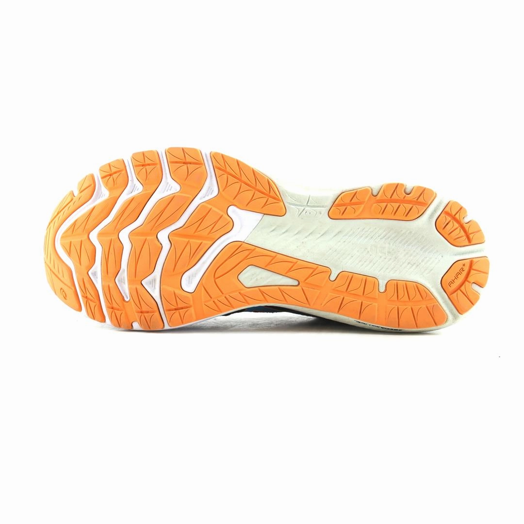 ASICS GT-2000 11 lightweight athletic shoe visuals