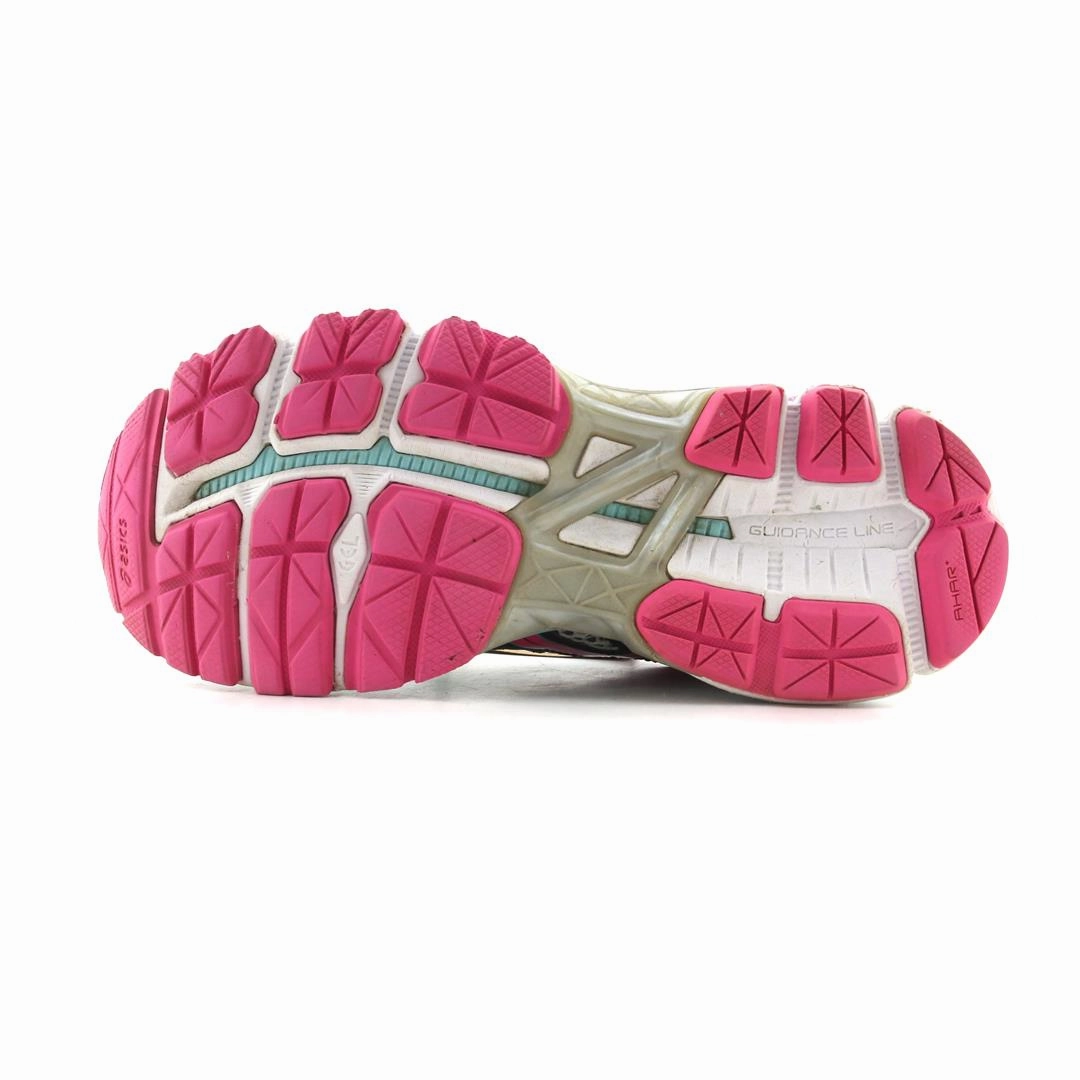 ASICS GT 2000 3 sporty Asics footwear images