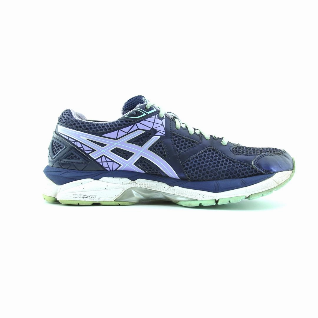ASICS GT-2000 3 trainer shoe design snapshots