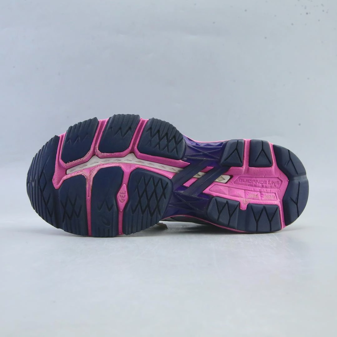 ASICS GT-2000 5 lightweight athletic shoe visuals