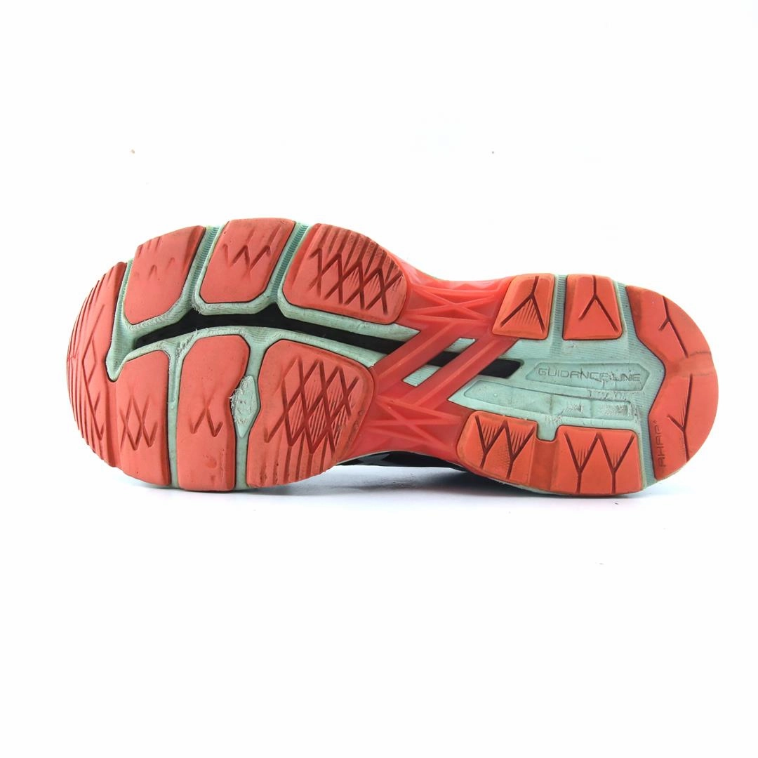 ASICS GT-2000 5 lightweight athletic shoe visuals