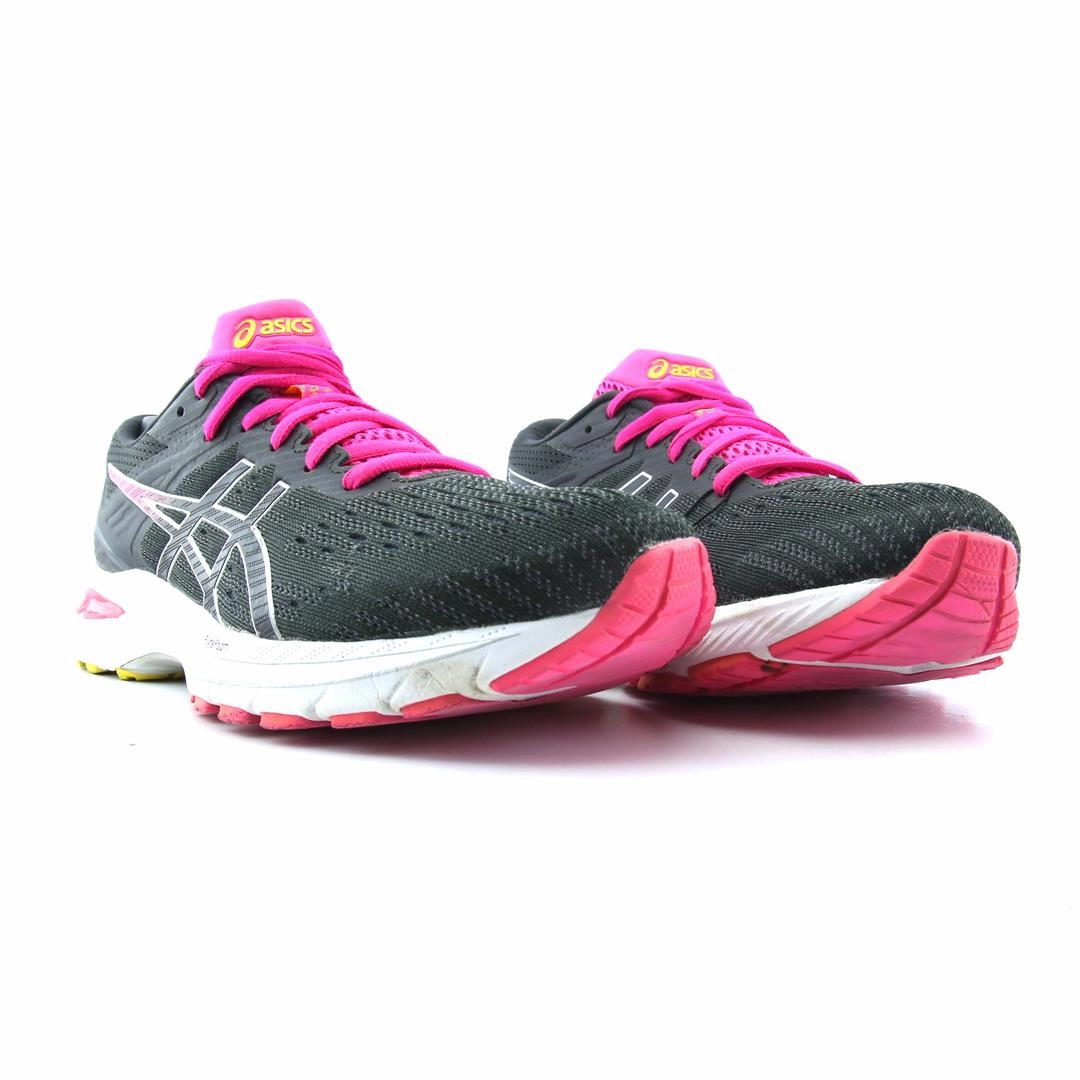 ASICS GT 2000 9 lightweight athletic shoe visuals