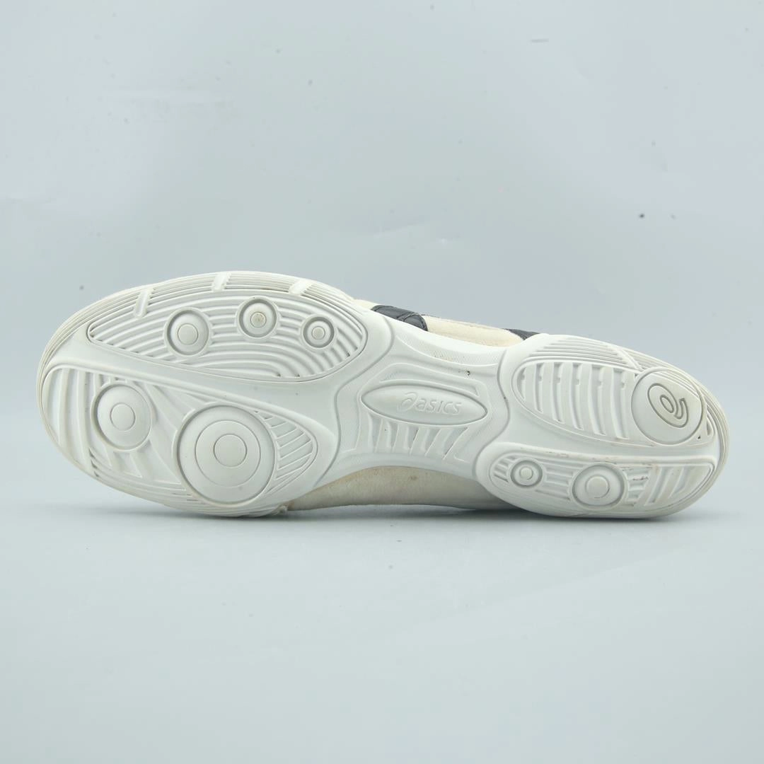 ASICS MATFLEX 7 trainer shoe design snapshots