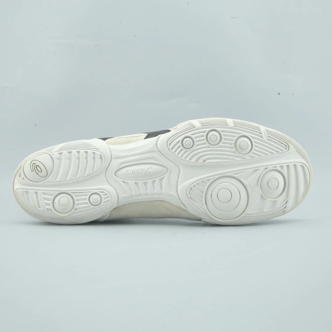 ASICS MATFLEX 7 trainer shoe design snapshots