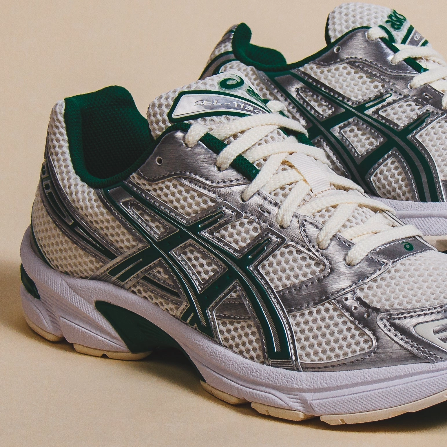 Asics Men GEL-1130 Cream Kale Core 1201A974-100 Asics shoe style pictures