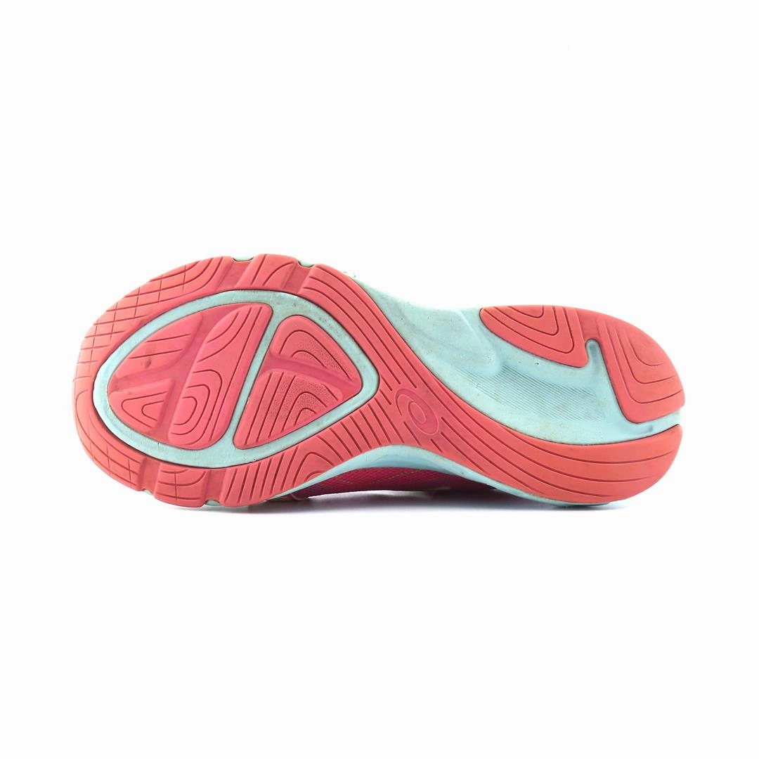 ASICS NOOSA GS lightweight athletic shoe visuals