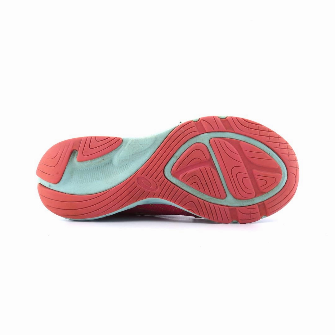 ASICS NOOSA GS lightweight athletic shoe visuals