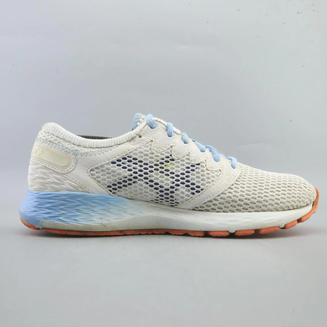 ASICS ROADHAWK FF 2 lightweight athletic shoe visuals