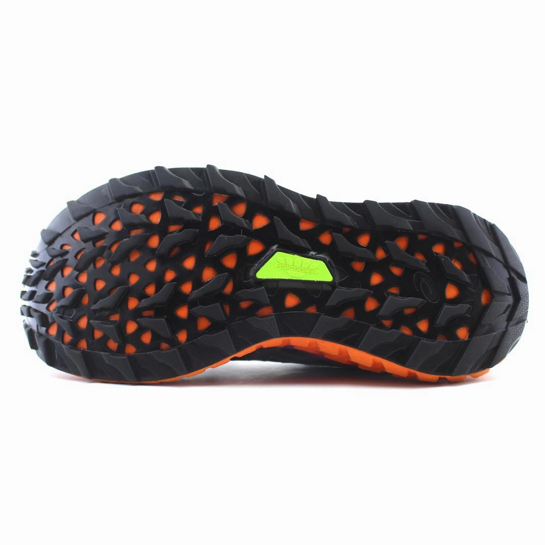 ASICS TRABUCO MAX performance running shoe photos