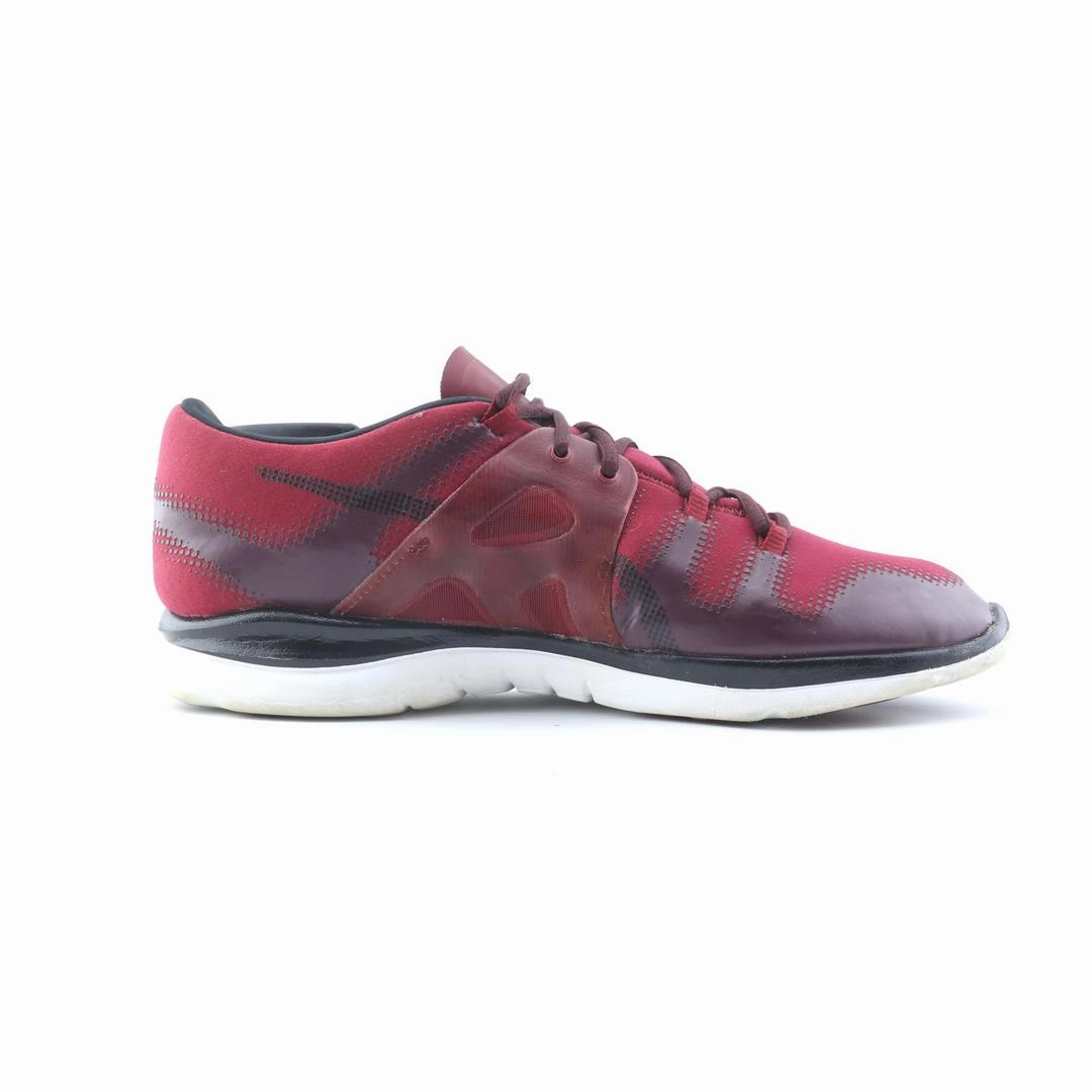 ASICS TRAINING trainer shoe design snapshots