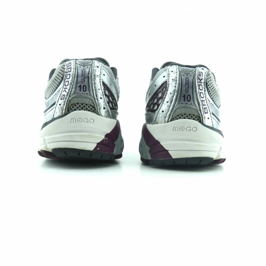 BROOKS ADDICTION 10 lightweight running shoe photos