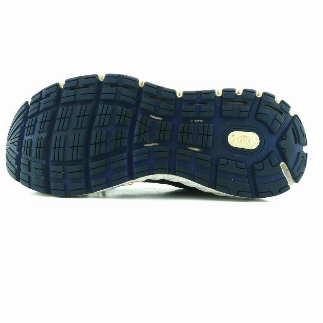 BROOKS ADDICTION 14 athletic Brooks shoe snapshots