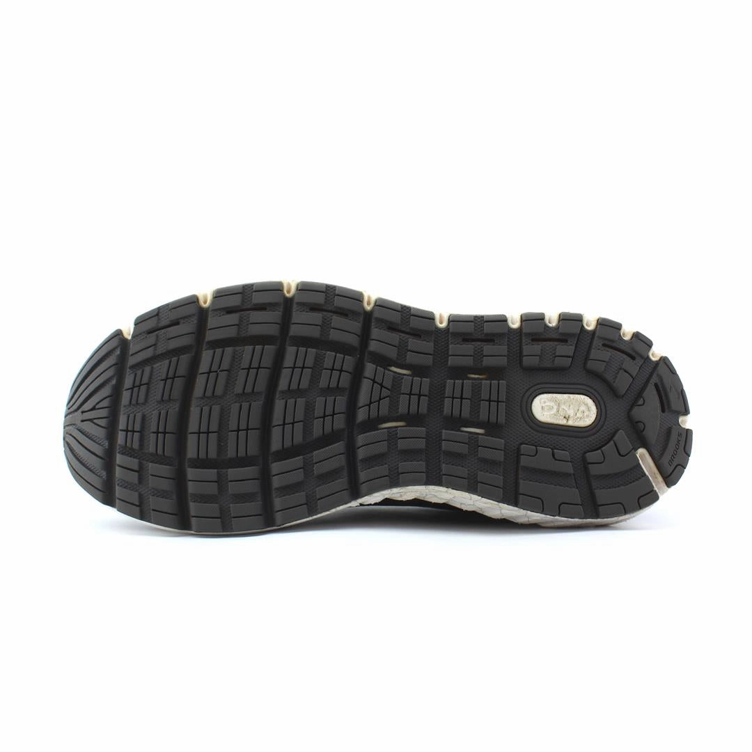 BROOKS ADDICTION  14 Brooks running footwear shots