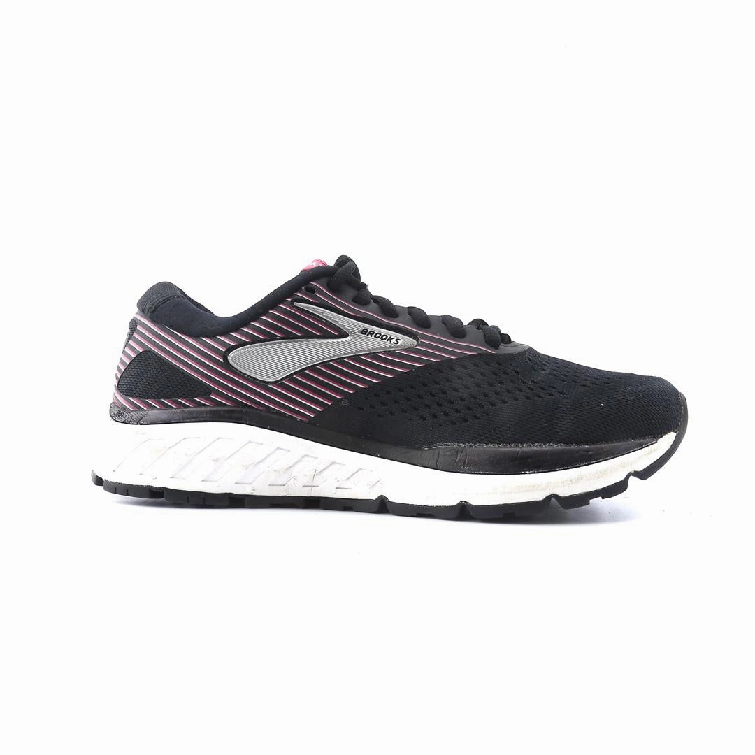 BROOKS ADDICTION 14 Brooks running shoe close-ups