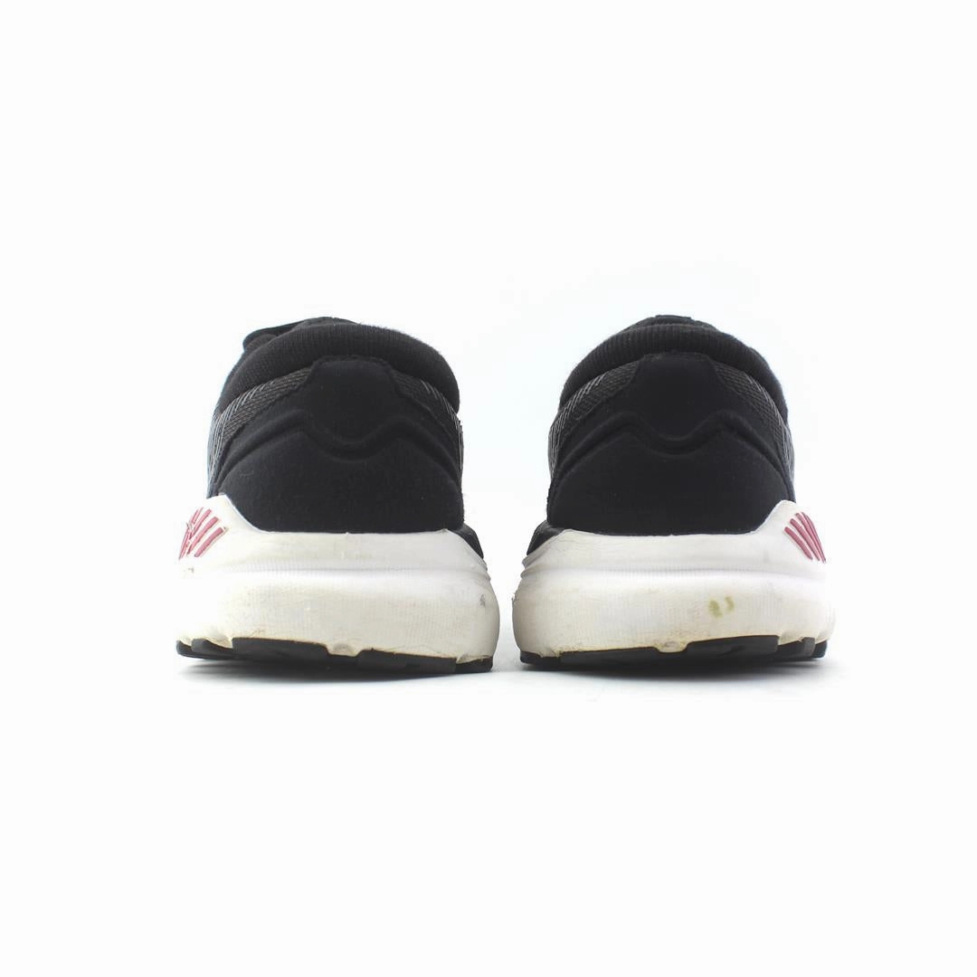 BROOKS ADDICTION GTS 15 Brooks running footwear shots