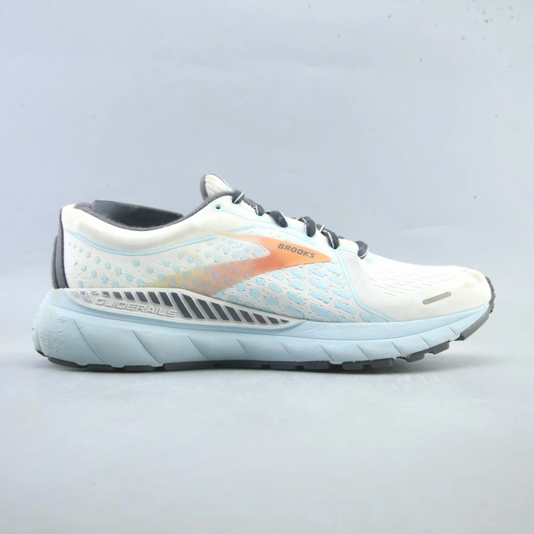 BROOKS ADDICTION GTS 21 athletic Brooks shoe snapshots
