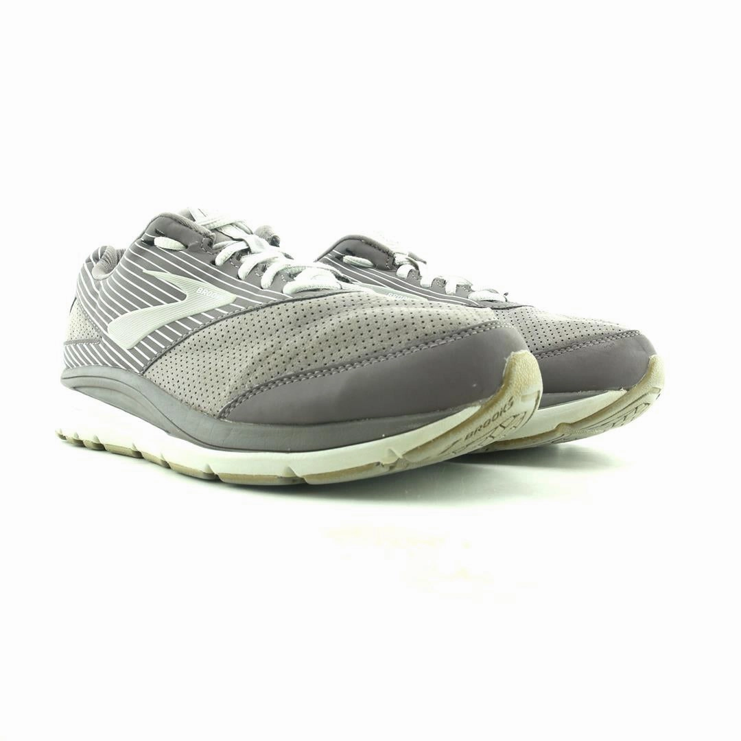 BROOKS ADDICTION WALKER SUEDE Brooks running shoe close-ups