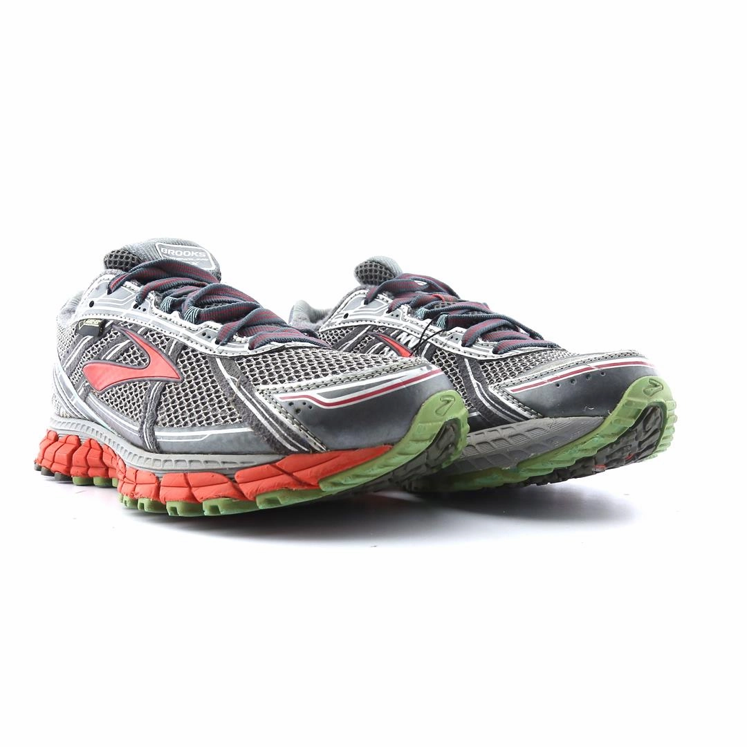 BROOKS ADRENALINE GTS 12 GORE-TEX Brooks running shoe close-ups
