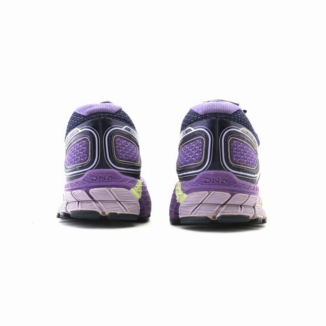 BROOKS ADRENALINE GTS 16 Brooks running footwear shots