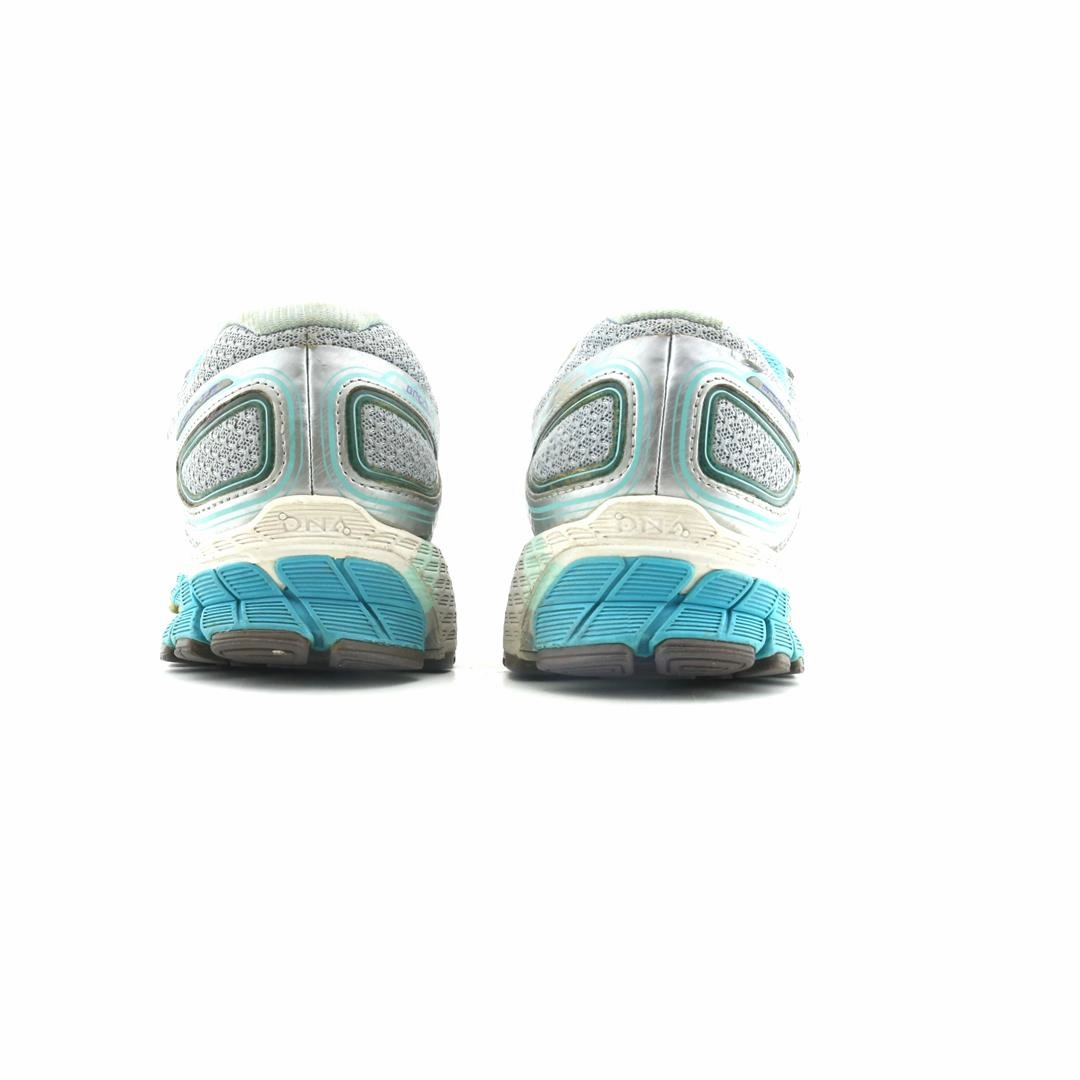 BROOKS ADRENALINE GTS 16 Brooks running shoe close-ups