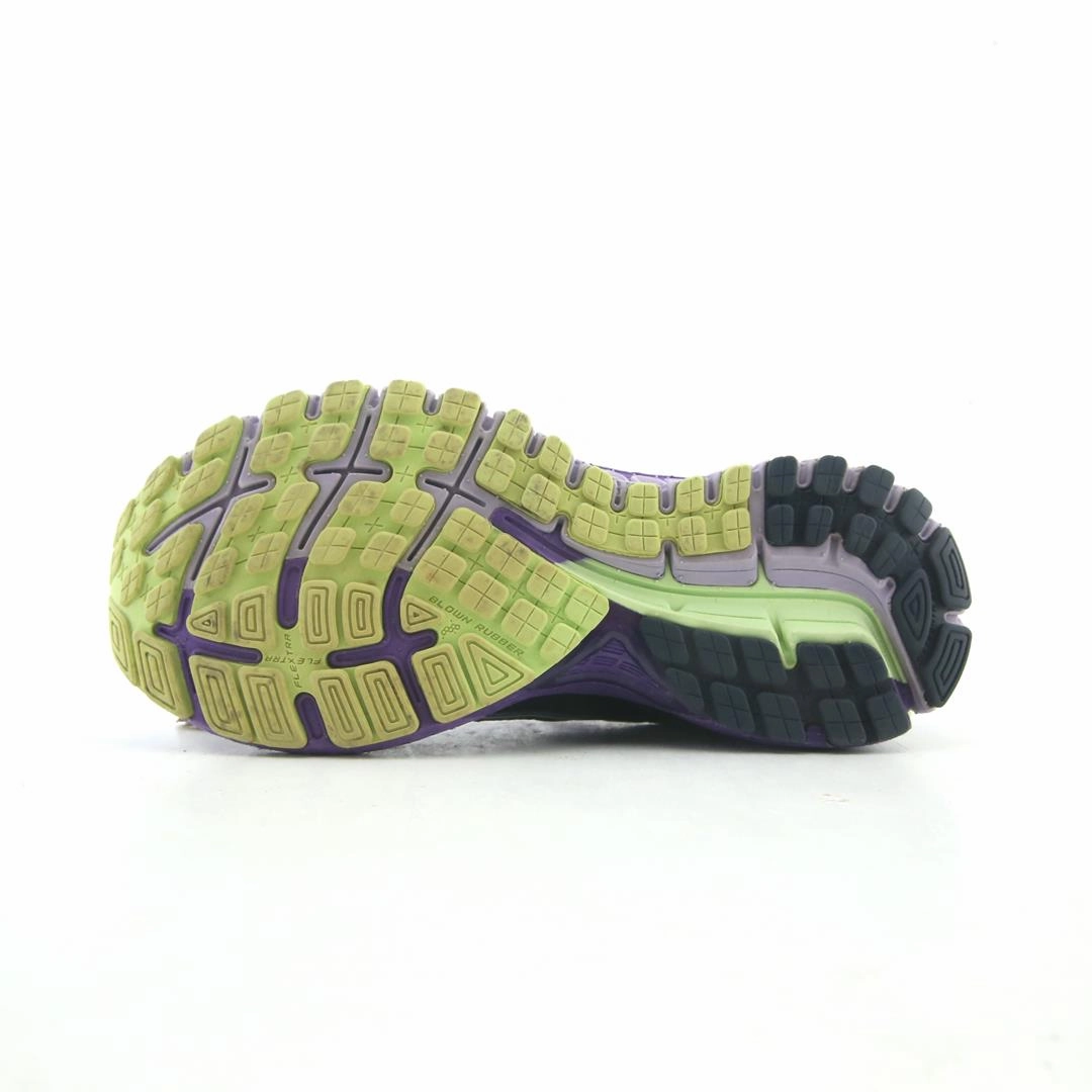 BROOKS ADRENALINE GTS 16 Brooks running shoe close-ups