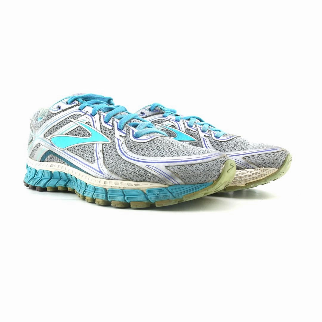 BROOKS ADRENALINE GTS 16 Brooks running shoe close-ups