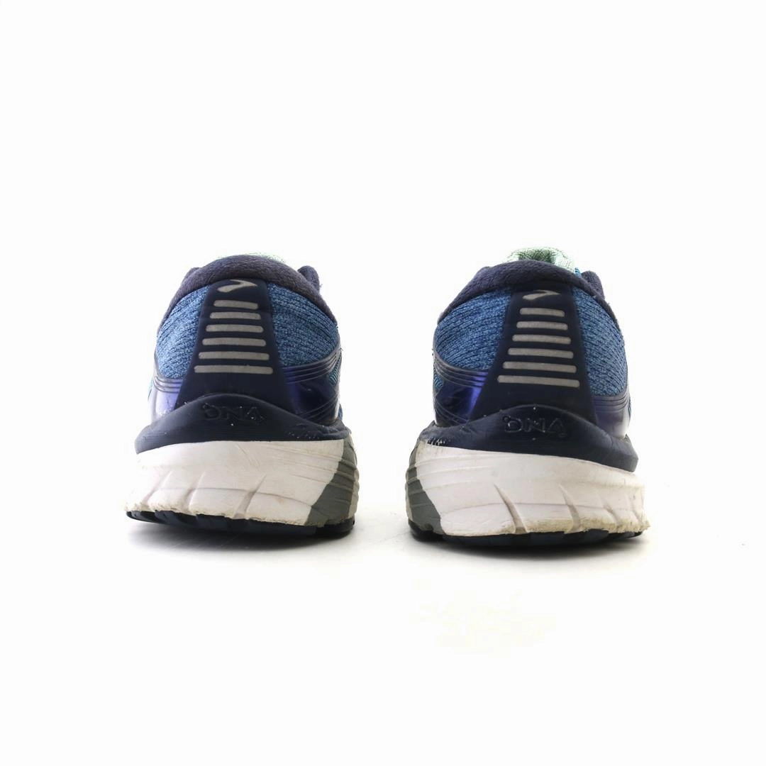 BROOKS ADRENALINE GTS 18 Brooks running footwear shots