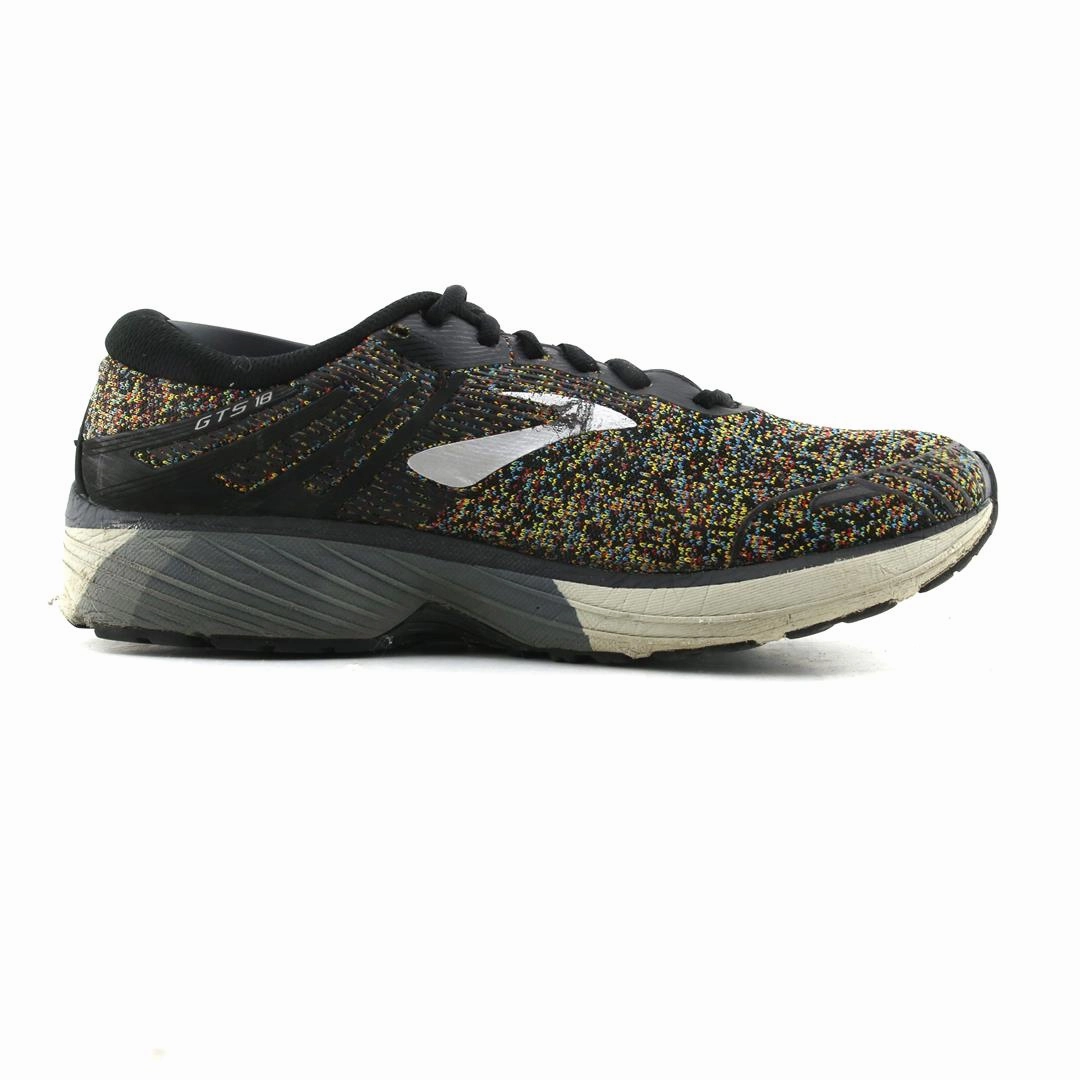 BROOKS ADRENALINE GTS 18 Brooks running shoe close-ups