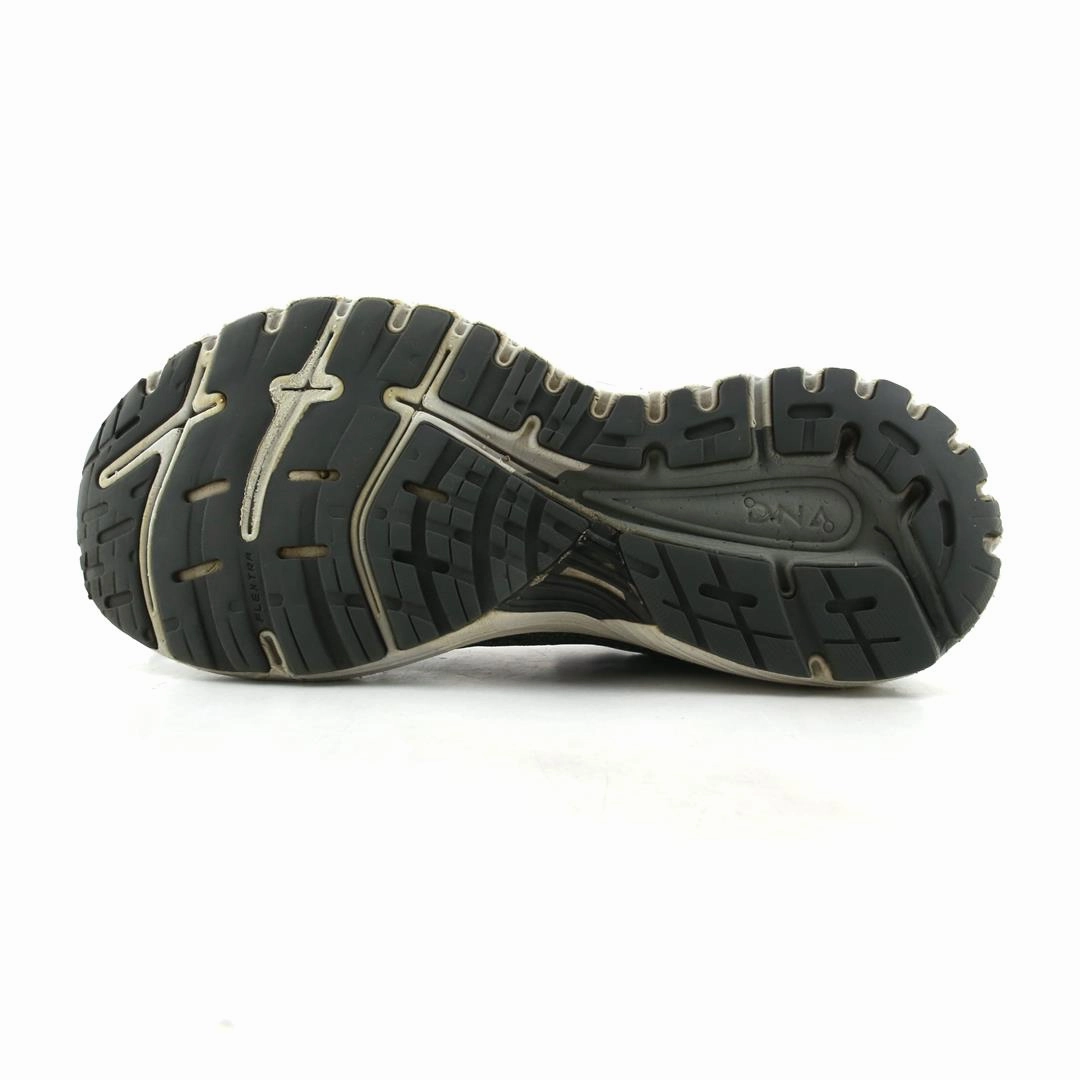 BROOKS ADRENALINE GTS 18 Brooks running shoe close-ups