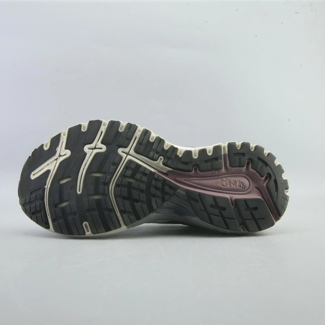 BROOKS ADRENALINE GTS 18 Brooks running shoe close-ups